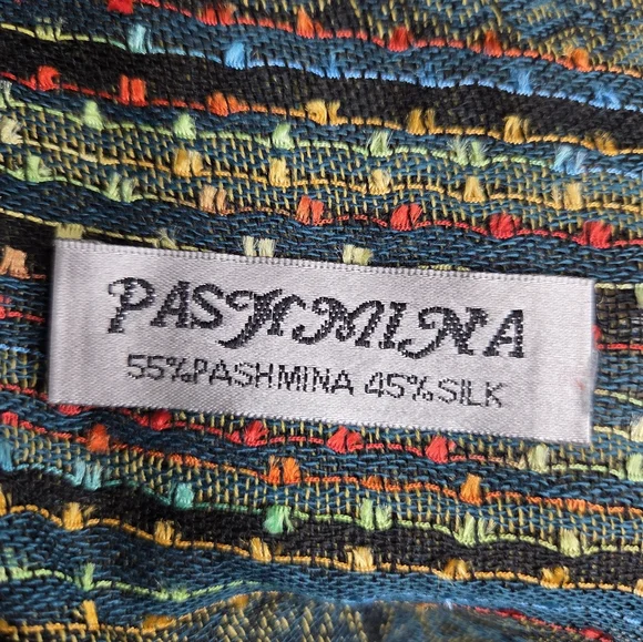 Pashmina Luxury Greenand Multicolor Patterned Scarf